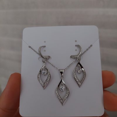 نیم ست نگین دار طرح لوزی