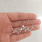 گوشواره طرح برگ و مروارید