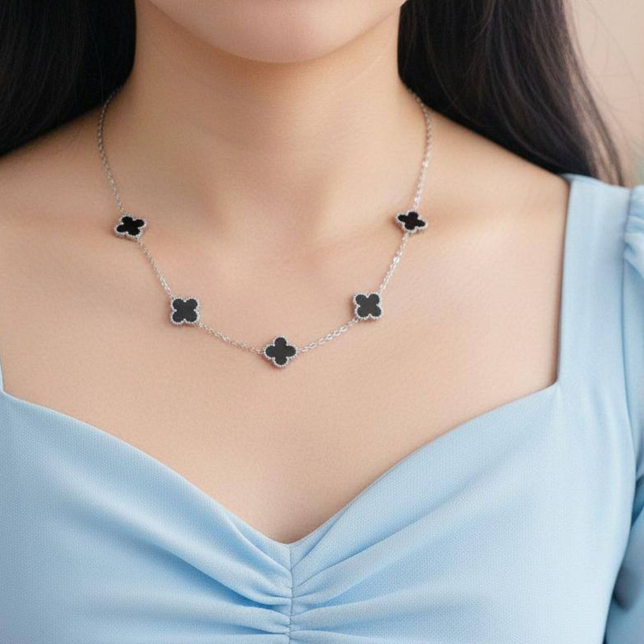 necklace گردنبند ونکلیف نقرهای گل ریز