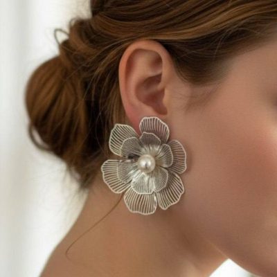 گوشواره طرح گل و مروارید