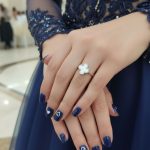 انگشتر ونکلیف نقره‌ای گل ریز